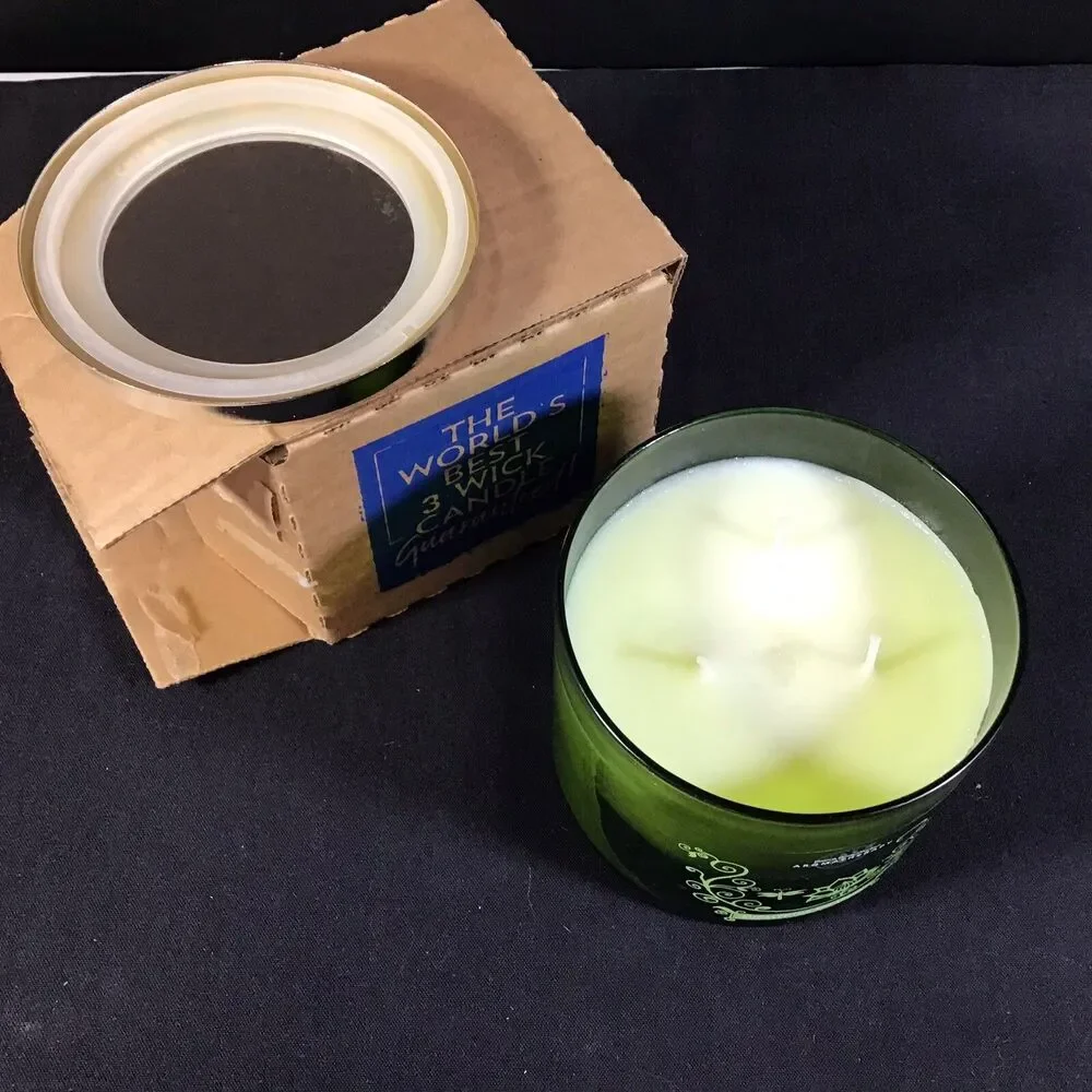 BATH & BODY WORKS STRESS RELIEF EUCALYPTUS SPEARMINT 3 WICK CANDLE 14.5 oz NEW - Picture 3 of 5